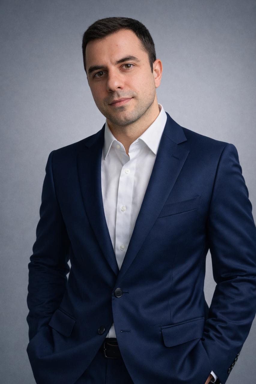Ritratto di Marco Catanese, fondatore di MC Business Advisory